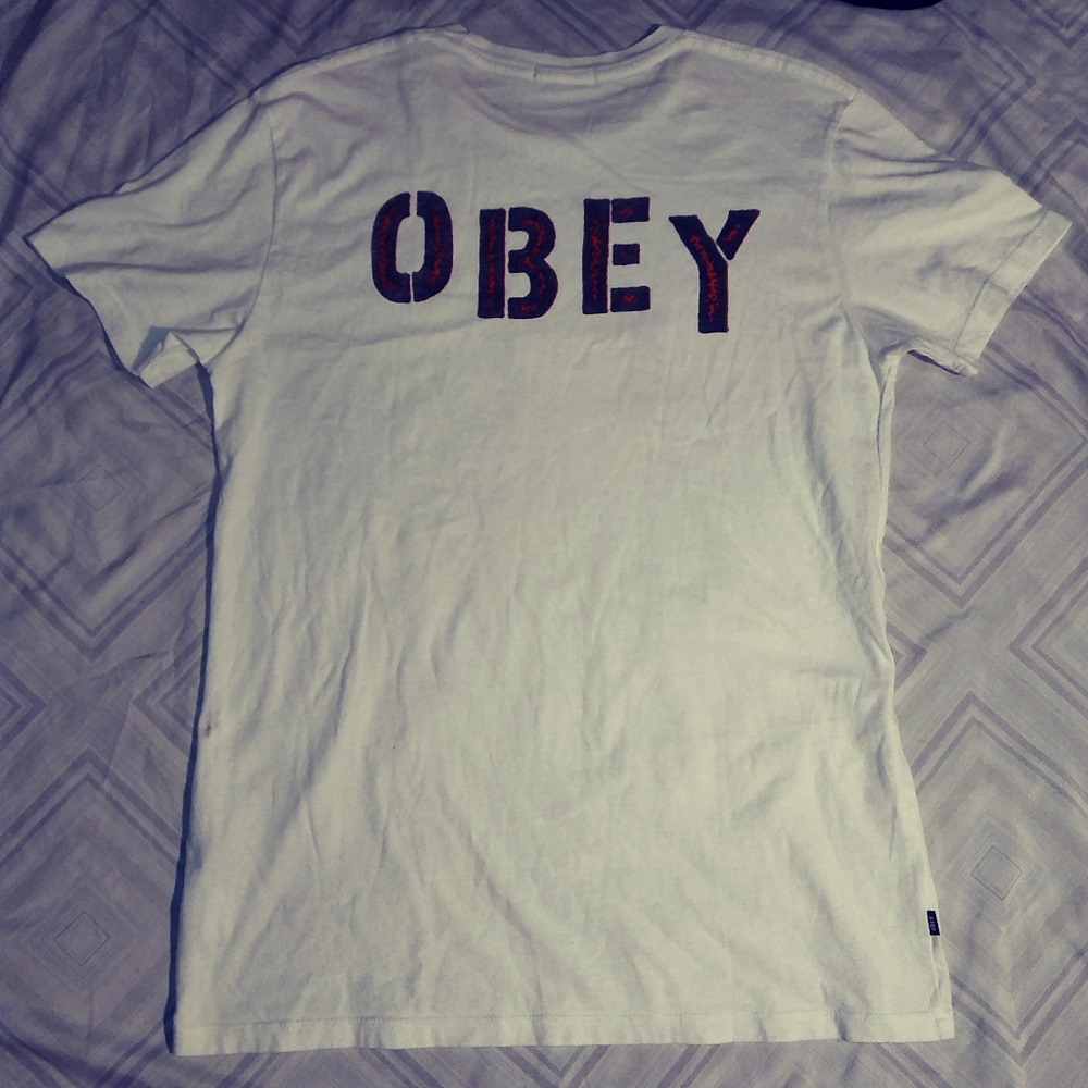 OBEY tshirt - Picture 6 of 8